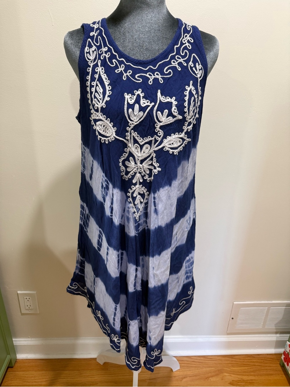 Sleeveless Embroidered festival cottage Tie-Dye Tunic Top - Navy pit-to-pit 19”.